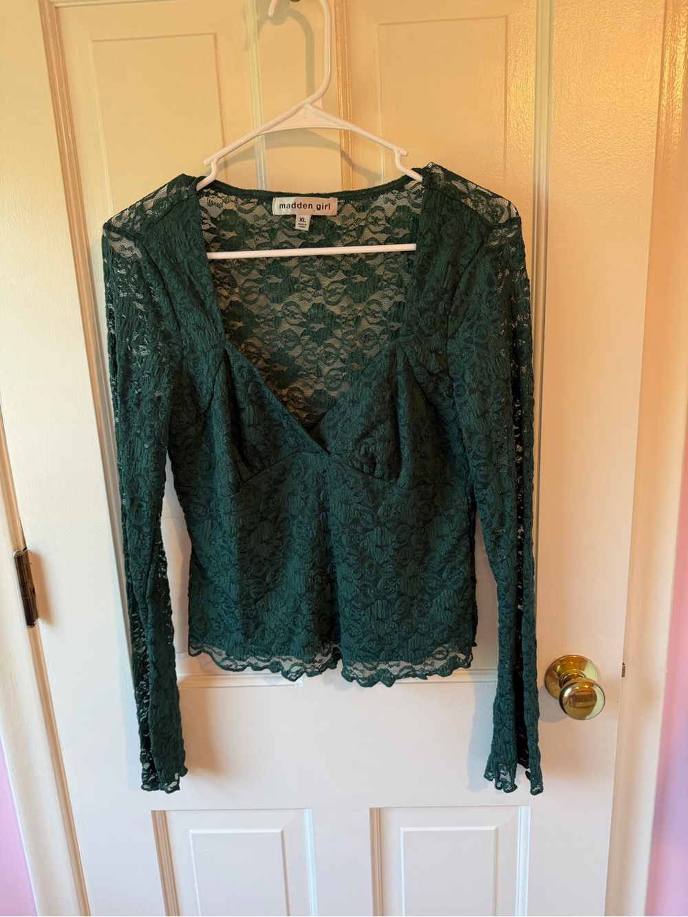 Madden Girl Dark Green Lace V-Neck Long Sleeve Peplum Top
